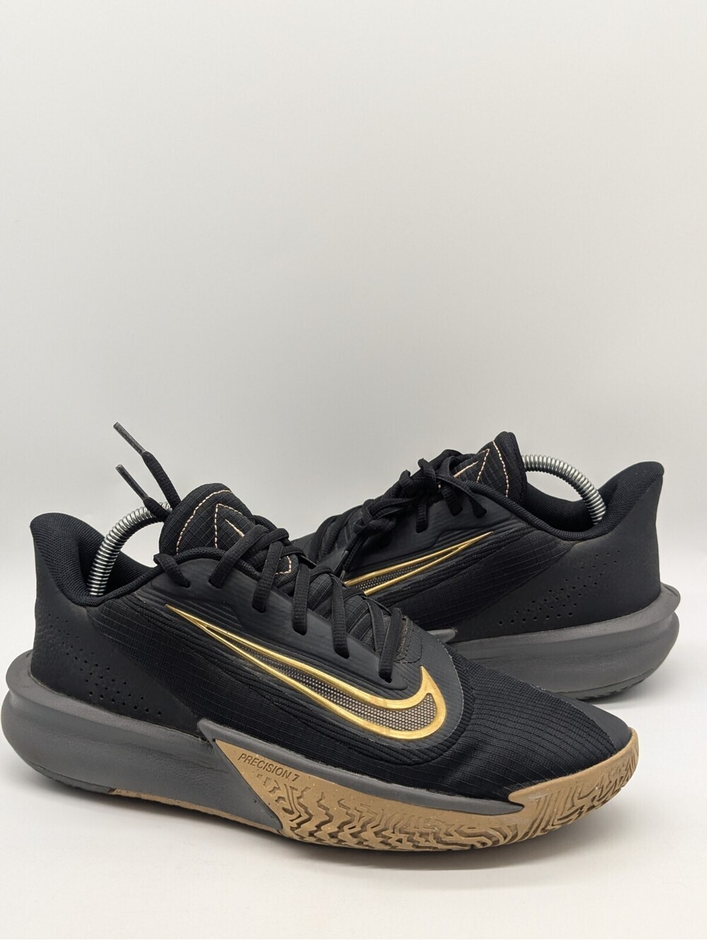 Nike Precision VII Mens Size 8 Black Gold  Basketball Training Shoes FN4322-006